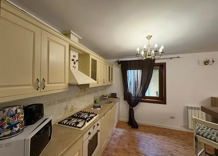 Marsali ホームステイ コンスタンツァ